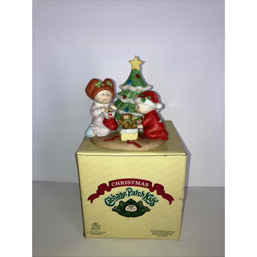 NEW Vintage 1984 Cabbage Patch Kids Christmas Day Porcelain Ornament/Display